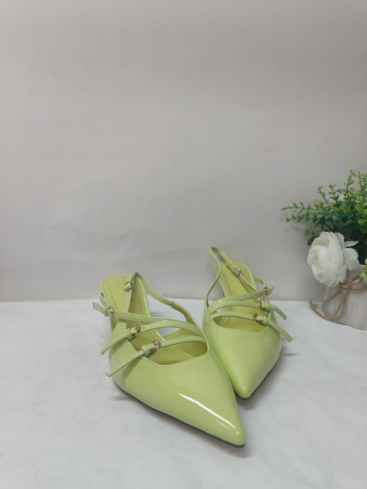 2026 New Summer Elegant & Sophisticated Women's Stiletto Sandals with Buckle Closure